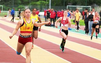 « J'ai déjà ma qualification sur 200 m, mais pas encore celle sur 100 m », à 17 ans, Alice Lavoué veut rêver des championnats de France
