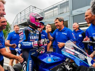 Nouveau record sur le circuit Carole par Lucas Mahias du GMT94