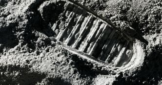 Bonne nouvelle pour les astronautes : la poussière de Lune est irritante, mais pas toxique