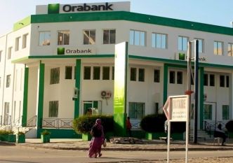 Tentative de fuite, escroquerie et blanchiment : le cerveau nigérian du braquage numérique d'Orabank rattrapé à l'AIBD !