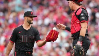 Martinez à une manche du « no-no »; trois circuits pour Steer