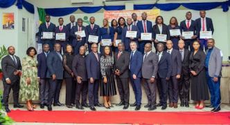 Formation ferroviaire : 15 jeunes Gabonais diplômés du programme « Tremplin » porté par Setrag et Eramet