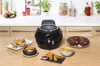 "Mes frites maison sont excellentes" : cette friteuse sans huile Seb, notée 4,5/5, est à moitié prix