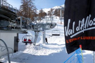 Ski alpin : les habitants d'Allos votent la fermeture de la station du Val d'Allos-Le Seignus face au manque de neige et au déficit financier