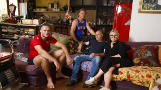 Affaires de famille : handball, mal du pays, sanglier au mur... immersion chez les Salman