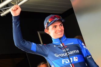 À quelques centièmes d'un titre historique, le cycliste Romain Grégoire deuxième des championnats de France après un sprint épique