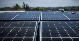 Photovoltaïque sur bâtiments : une baisse des soutiens de 4 à 6,8 % pour le troisième trimestre