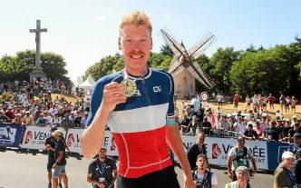 « J'adore ne pas penser qu'au vélo » : Dorian Godon, un champion de France pas comme les autres [Vidéo]