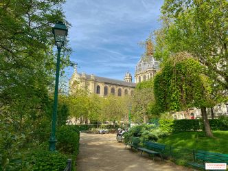 Canicule à Paris, où trouver les îlots de fraicheur pour avoir moins chaud ?