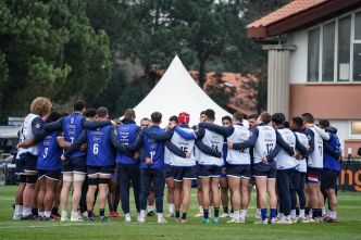 XV de France : Un troisième ligne sur le point d’être basculé au poste de centre !
