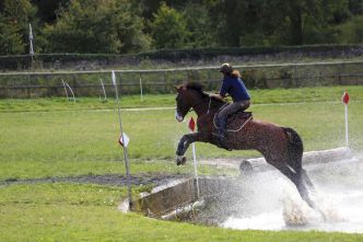 Concours complet : Gué et obstacles d’eau sur le cross