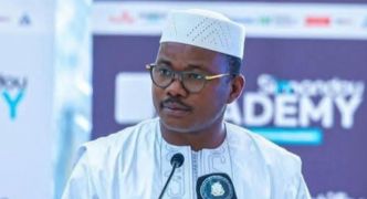 Nouvelle constitution : Dansa Kourouma justifie le mandat présidentiel de 7 ans 