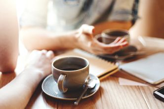 Le café peut-il nous aider à rester hydraté ? La réponse d'une diététicienne