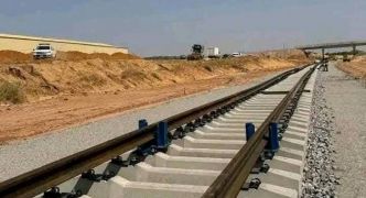 Fer guinéen sur rails chinois : la Guinée oublie l'acier et la technologie