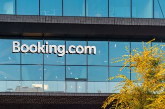 Booking supprime 4 000 annonces de logements en Espagne à la demande du gouvernement