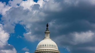 La «grande et belle loi» budgétaire pourrait être adoptée lundi au Sénat américain, Trump confiant