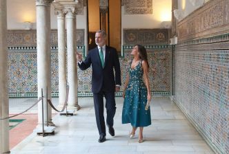 Letizia d'Espagne rayonnante : elle recycle la pépite de son dressing le temps d'une soirée à Séville