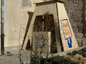 Réfléchir et expérimenter des alternatives radicales et respectueuses du vivant
