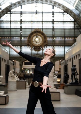 Autour de Carolyn Carlson au Musée d’Orsay