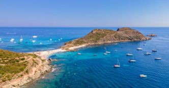 Juste à côté de Saint-Tropez, ce petit village de charme encore méconnu des touristes est la destination parfaite pour cet été