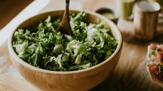 "Pleines de bons nutriments" : voici les deux meilleures variétés de salades à privilégier pour la santé