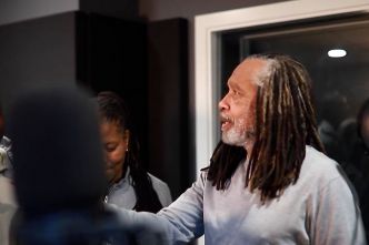 Jean-Claude Naimro (Kassav') tourne son nouveau clip à Johannesburg avec le Soweto Gospel Choir