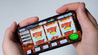 Cette appli iPhone transforme votre téléphone en Game Boy: l'effet nostalgie est immédiat