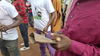 Lola : à la découverte d’un instrument traditionnel de danse à Moribadou