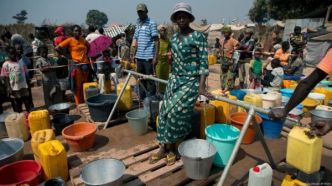 RCA-Bangui : le gouvernement lance les travaux de construction de 100 forages