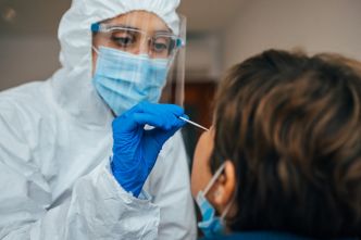Vers une flambée estivale de Covid-19 ? L'alerte de l'Académie de médecine