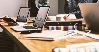 Emploi en Algérie (2025) : Découvrez les 4 métiers les mieux rémunérés (selon l’ONS)