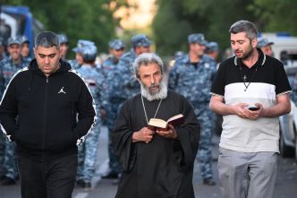 En Arménie, la fracture entre l'État et l'Église semble irréparable après la tentative de coup d'État déjouée