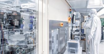 Murata mène un partenariat tripartite pour recruter ses opérateurs en micro-nanotechnologie