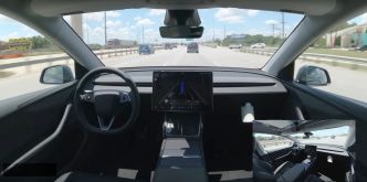Un Tesla Model Y roule de l'usine chez son propriétaire en mode totalement autonome. Première mondiale ou simple coup de com ?