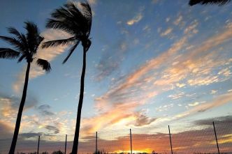 La Réunion : une matinée lumineuse et un après-midi venteux, grisâtre, voire pluvieux