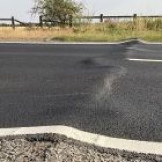 La chaleur peut déformer ou casser des routes: un phénomène bien réel