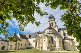 Village préféré des Français : à quoi ressemble Fontevraud-l'Abbaye dans le Maine-et-Loire ?