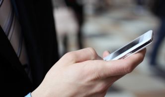 Concours de la neuvième: inscription au service SMS