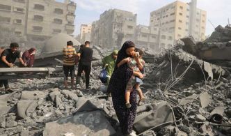 Gaza : le bilan de l’offensive sioniste atteint 56 000 martyrs