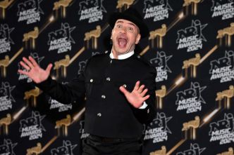 Inès Reg évincée de "Mask Singer", Élodie Poux claque la porte, Michaël Youn débarque dans le jury