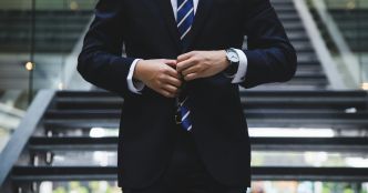 Brillants en entretien, médiocres au bureau : comment les incompétents arrivent à se recaser