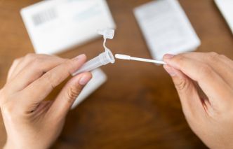 Chlamydia, gonocoque : voici qui peut et comment recevoir le kit de dépistage livré gratuitement à domicile