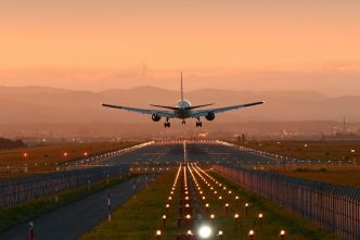 Aérien : huit pays veulent avancer sur la taxation des jets privés et des classes premium