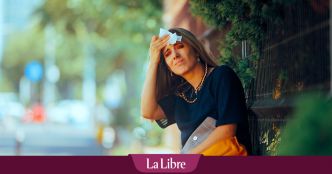 Avec les fortes chaleurs, plusieurs types de vêtements et chaussures sont à éviter: "Un foyer pour la sueur et les bactéries"