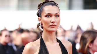 Bella Hadid (28 ans) : son astuce ‘peau repulpée' qui ne coûte pas un centime est parfaite par temps de canicule