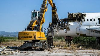 Insolite : démantelement en direct d'un Airbus A320 près de l'aéroport de Perpignan