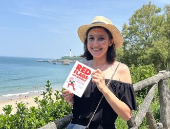 « Il faut se demander pourquoi j'ai envie d'être dans une relation ? » On a lu « Red Flags en amour » d'Anne Latuille, le guide pour détecter les relations toxiques