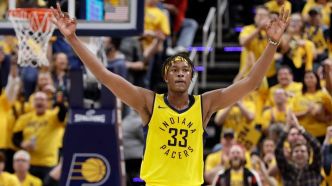 Myles Turner accepte l'offre des Bucks, Lillard libéré