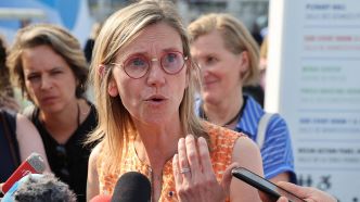 En pleine canicule, la clim s'invite dans le débat politique et s'érige en nouveau clivage