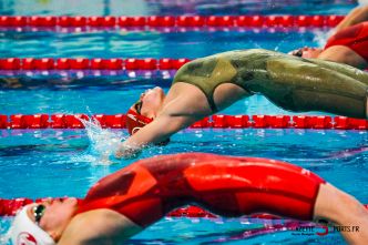 NATATION – Championnats d’Europe juniors : Hugo Duvauchelle médaillé d’argent avec le relais masculin